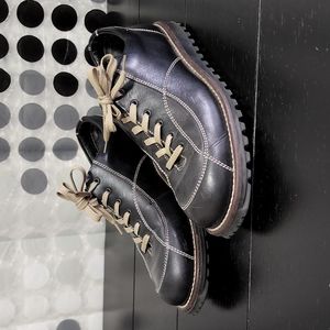 Kenneth Cole Reaction Bowler Style Walking Shoe Sz 8M